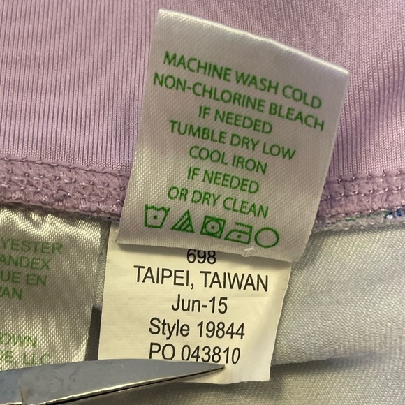 Lilly Pulitzer Weekender Leggings Lilly’s Lagoon - Picture 7 of 10